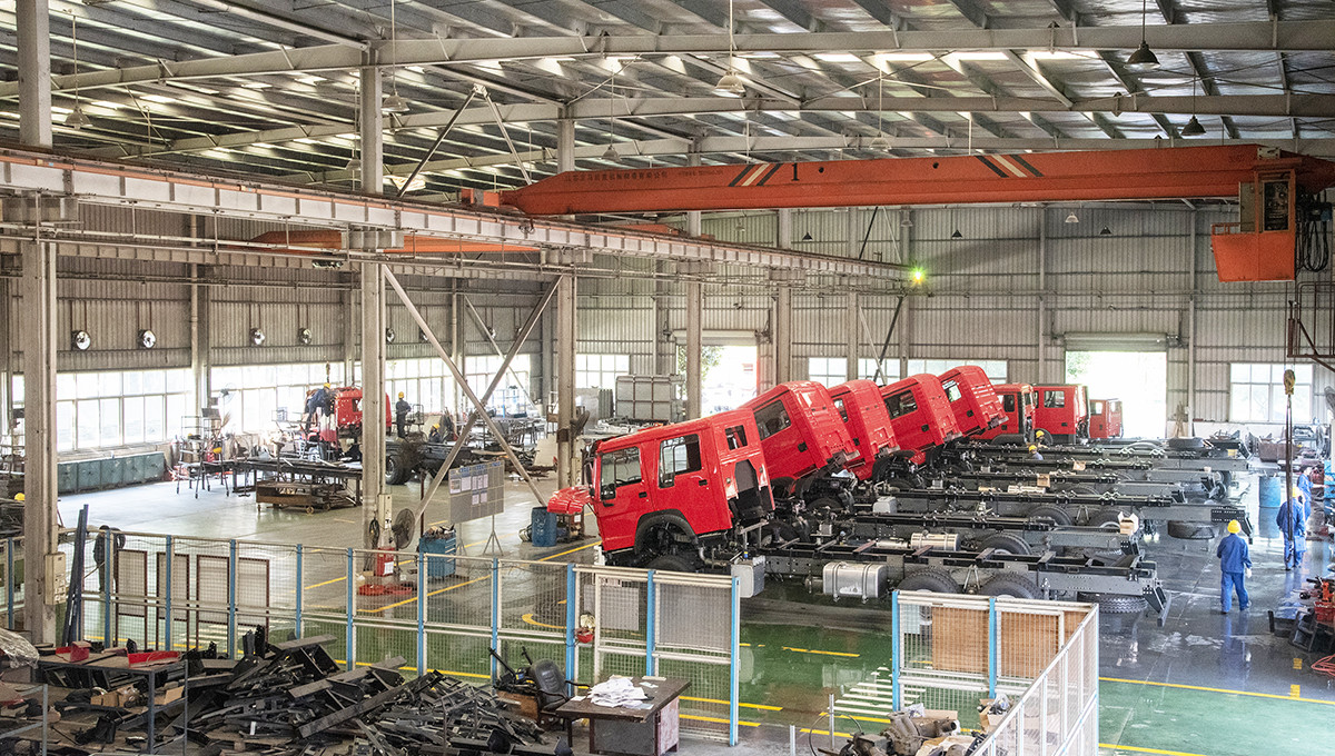 Sichuan Chuanxiao Fire Trucks Manufacturing Co., Ltd. línea de producción de fábrica