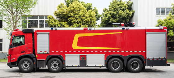 Volvo camión de 25 toneladas de espuma para extinción de incendios de buena calidad vehículo especializado China fábrica