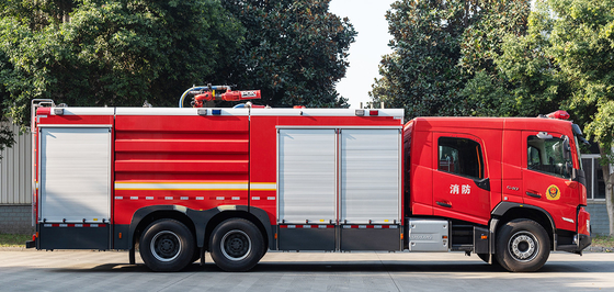 Volvo camión combinado de extinción de incendios de polvo químico seco vehículo especializado China Factory