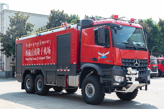 Mercedes-Benz Aeropuerto camión de bomberos Arfff Precio del vehículo Vehículo especializado China fábrica