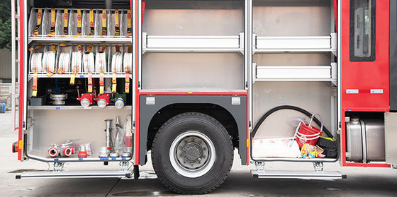 SAIC-IVECO multifuncional comprimió el coche de bomberos de los Cafs de la espuma