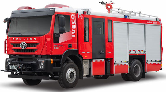 Cabina del equipo del coche de bomberos de las piezas del coche de bomberos con 3-8 bomberos