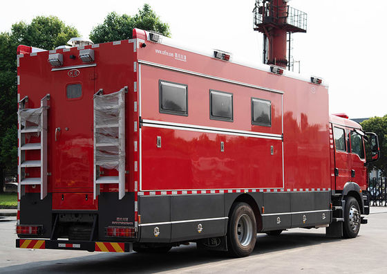 Vehículo resistente del fuego de SINOTRUK SITRAK 228 kilovatios con los utensilios de cocinar